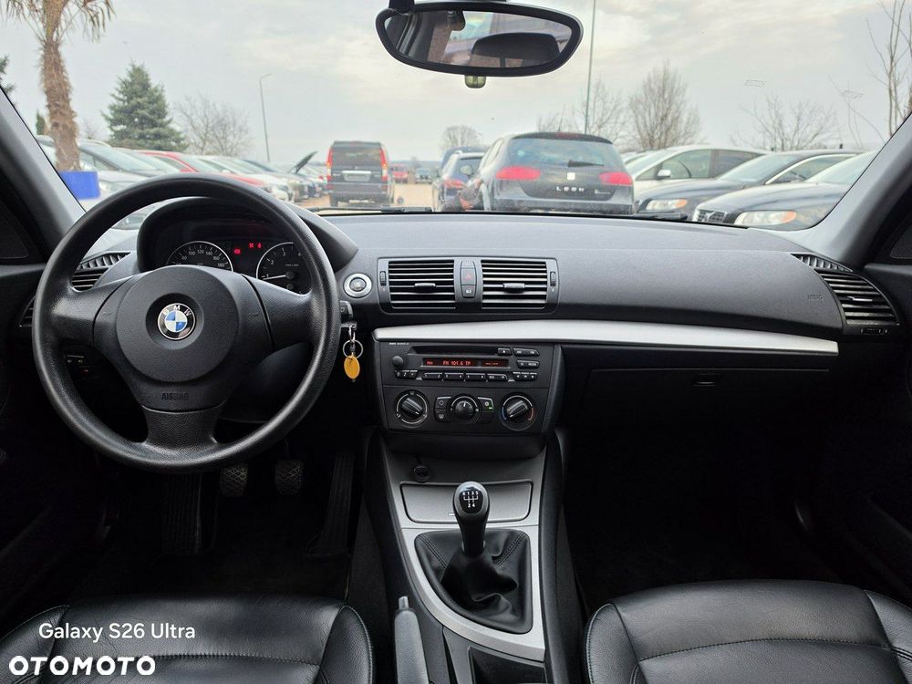 BMW Seria 1 116i - 37