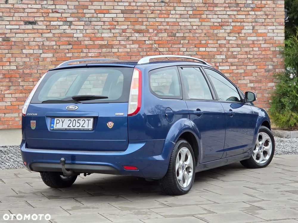 Ford Focus - 24