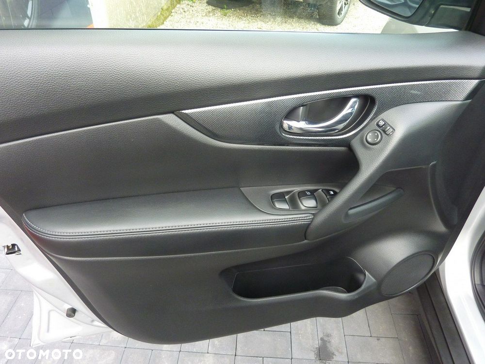 Nissan X-Trail - 35