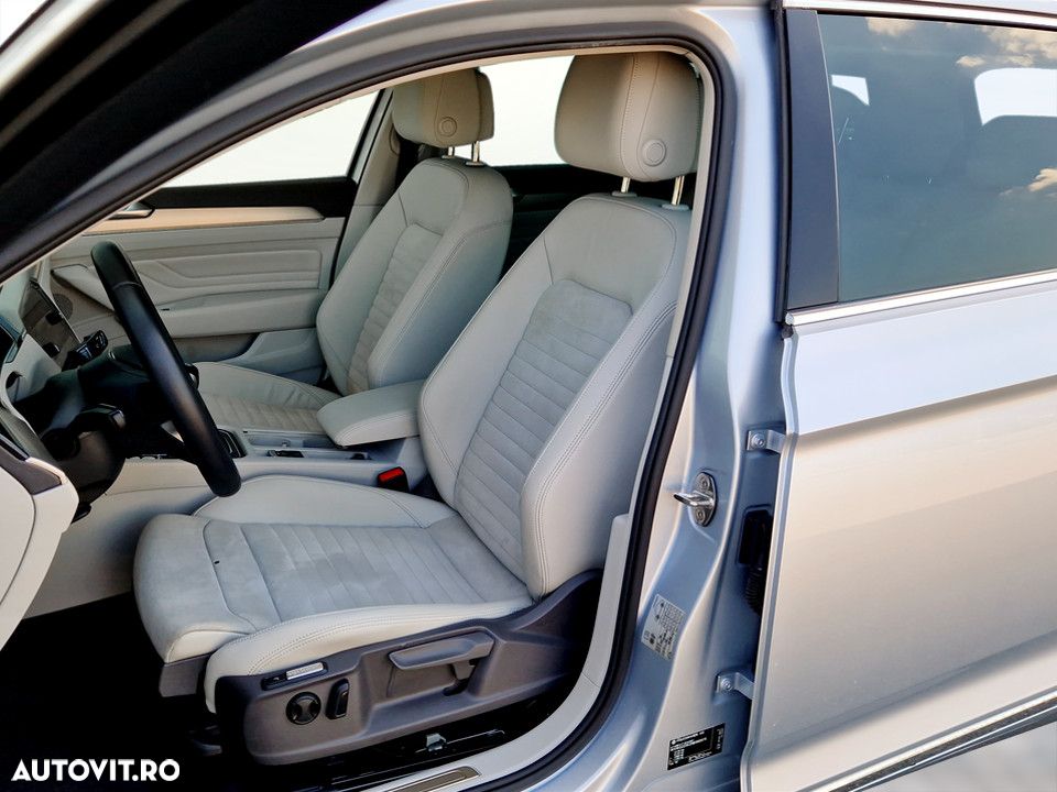 Volkswagen Passat 2.0 TDI Highline - 13