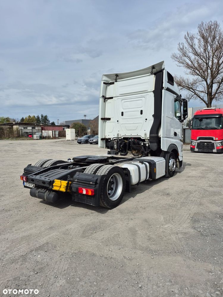 Mercedes-Benz Actros 1848 Low Deck Mega - 4