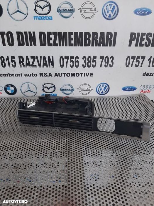 Grile Grila Aerisire Ventilatie Bord Laterala / Centrala Audi A6 4F C6 An 2005-2011 Volan Stanga - 3
