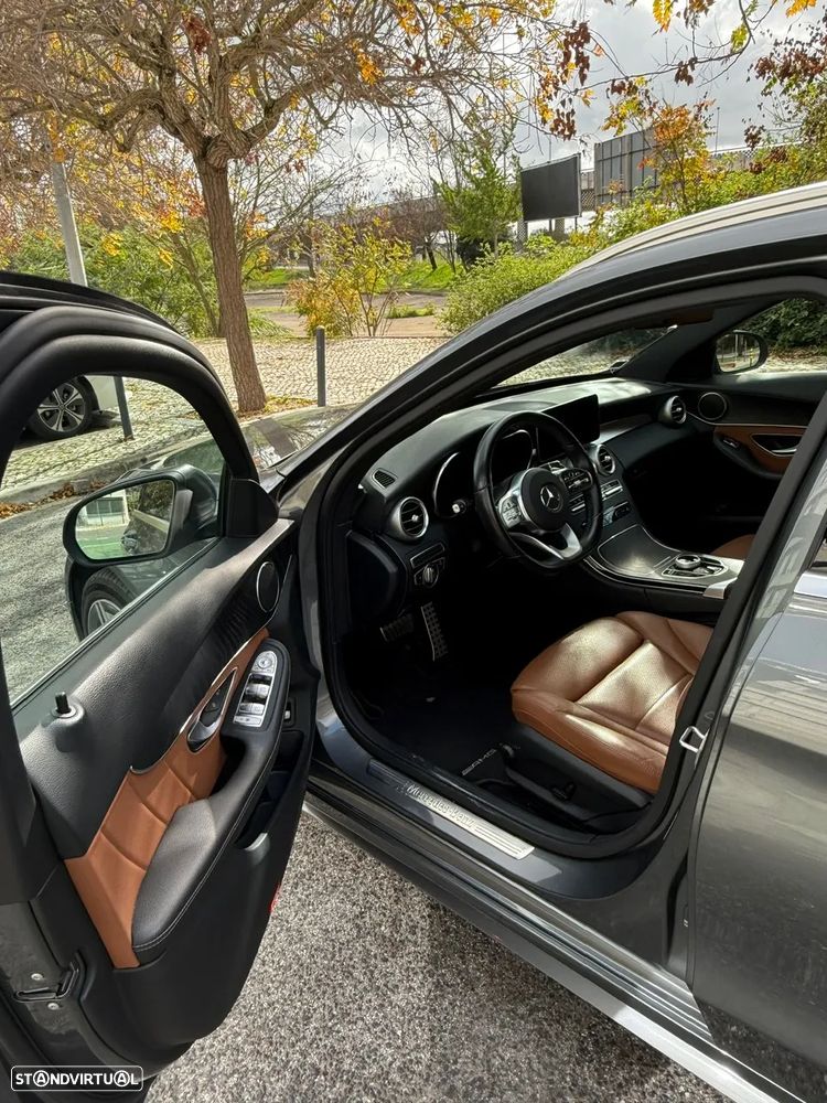 Mercedes-Benz C 300 de AMG Line - 10