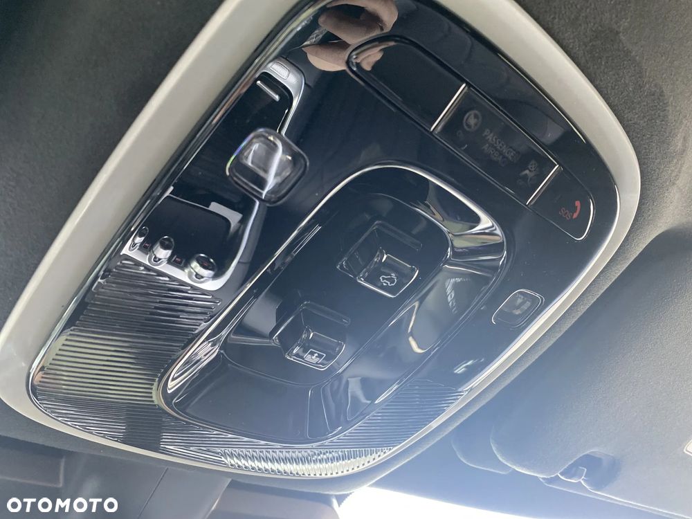 Omoda 9 1.5 Super Hybrid Exclusive AWD - 25