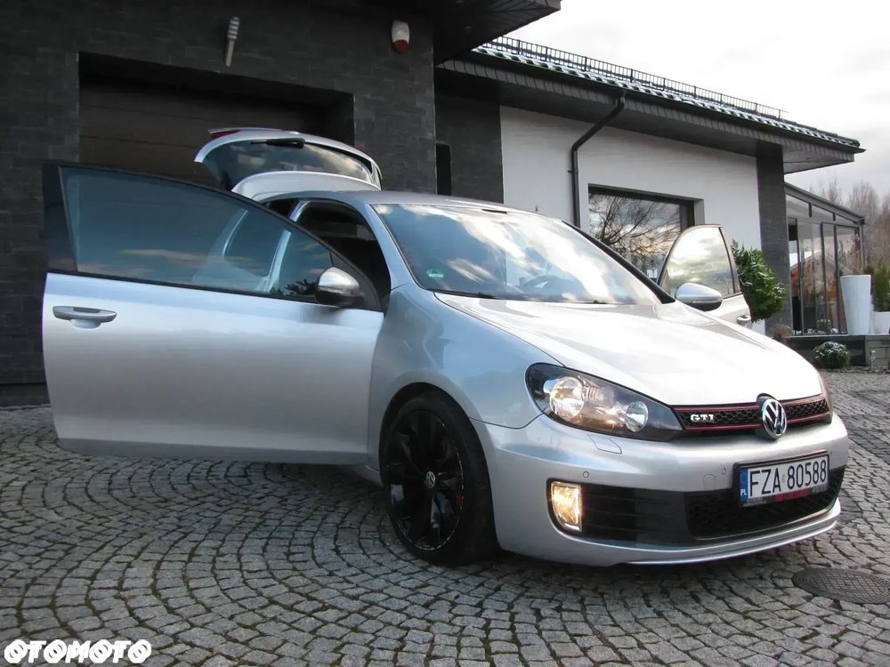 Volkswagen Golf 2.0 GTI DSG - 10