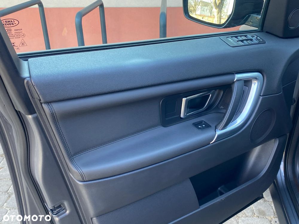 Land Rover Discovery Sport D150 R-Dynamic HSE - 14