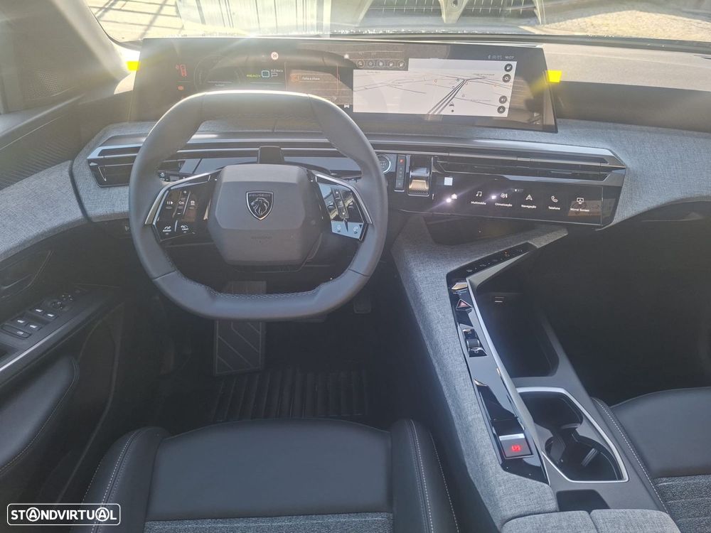 Peugeot 5008 1.6 Plug-in Hybrid Allure e-DCS7 - 8