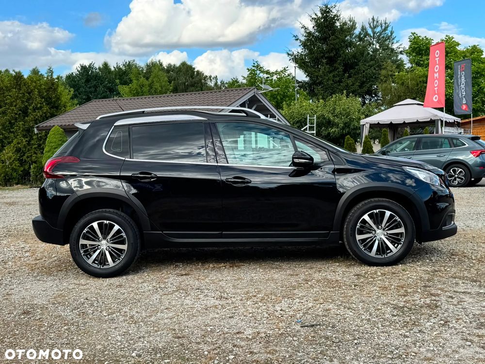 Peugeot 2008 1.2 Pure Tech GPF Allure S&S EAT6 - 11