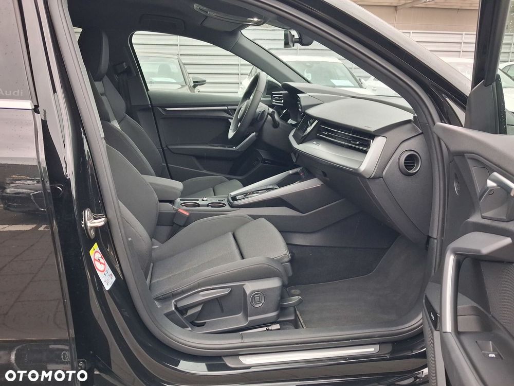 Audi A3 Limousine - 11