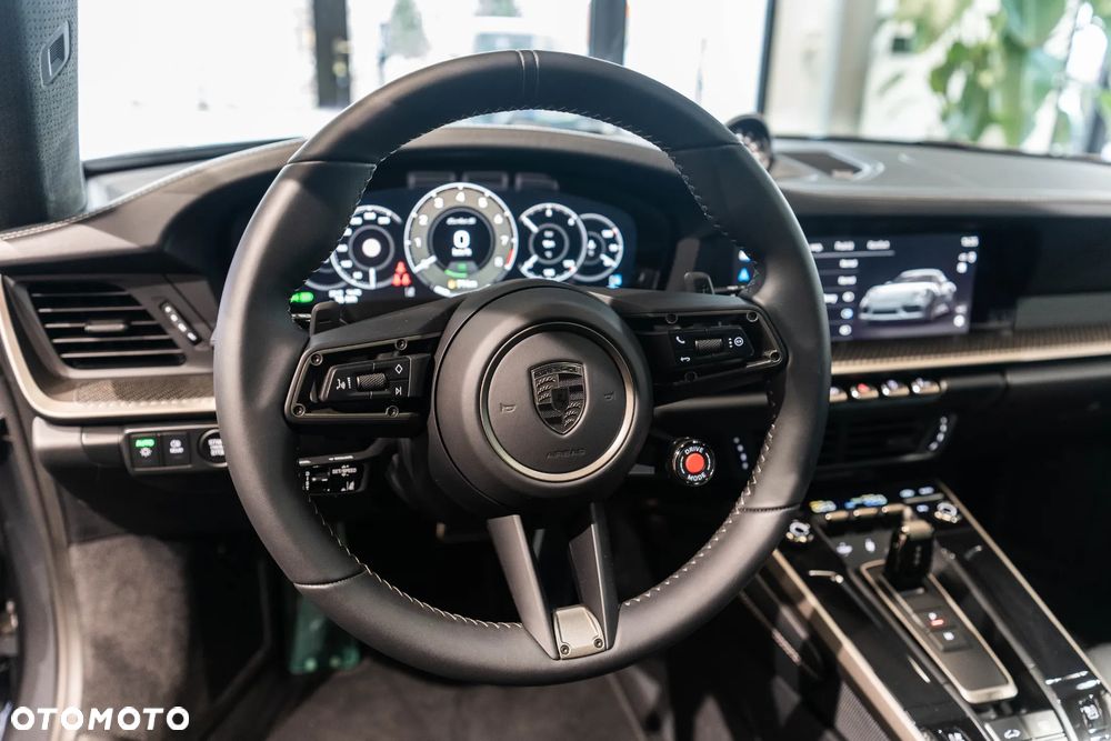 Porsche 911 Turbo S - 15