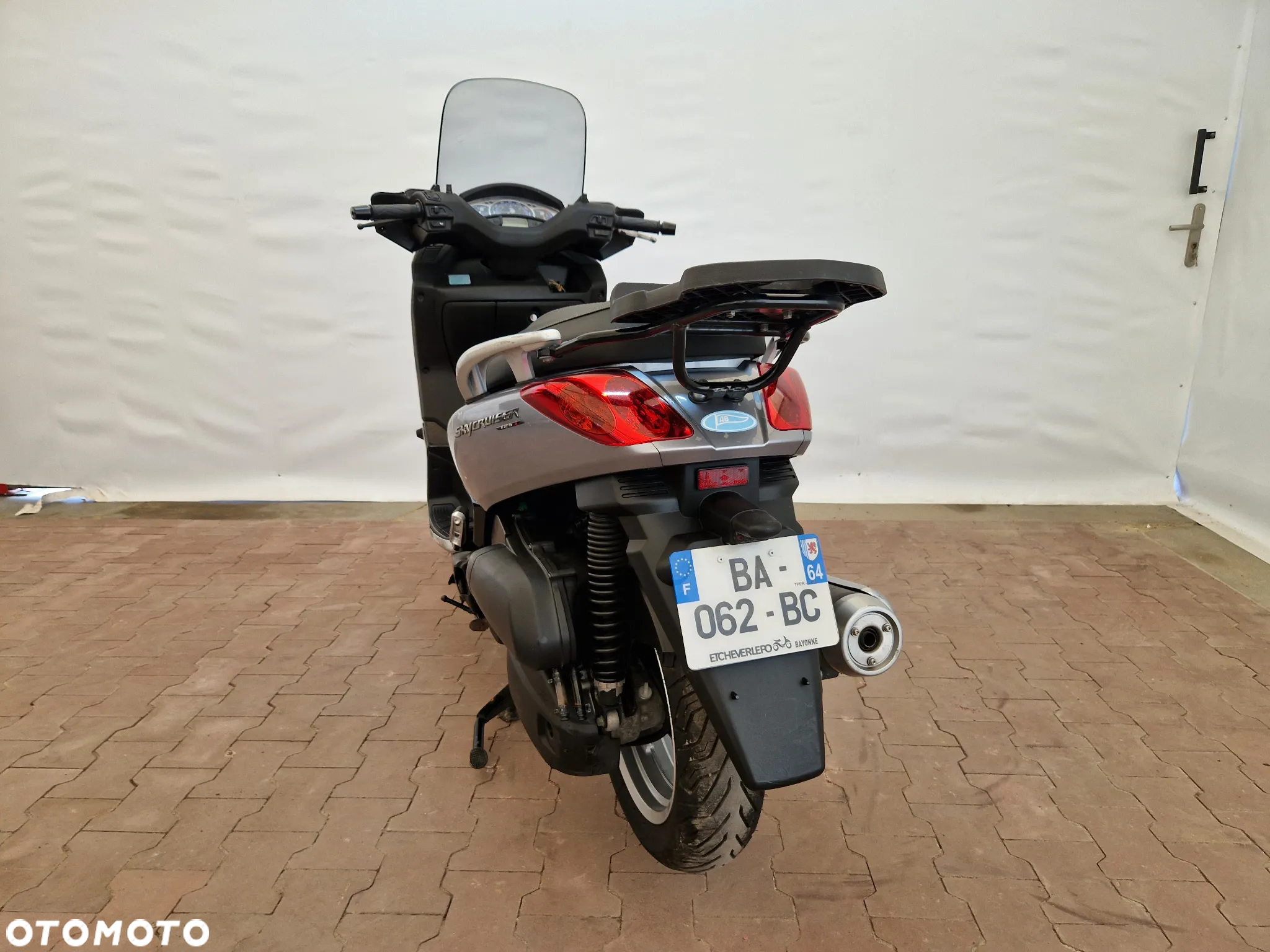 Yamaha X-max - 13