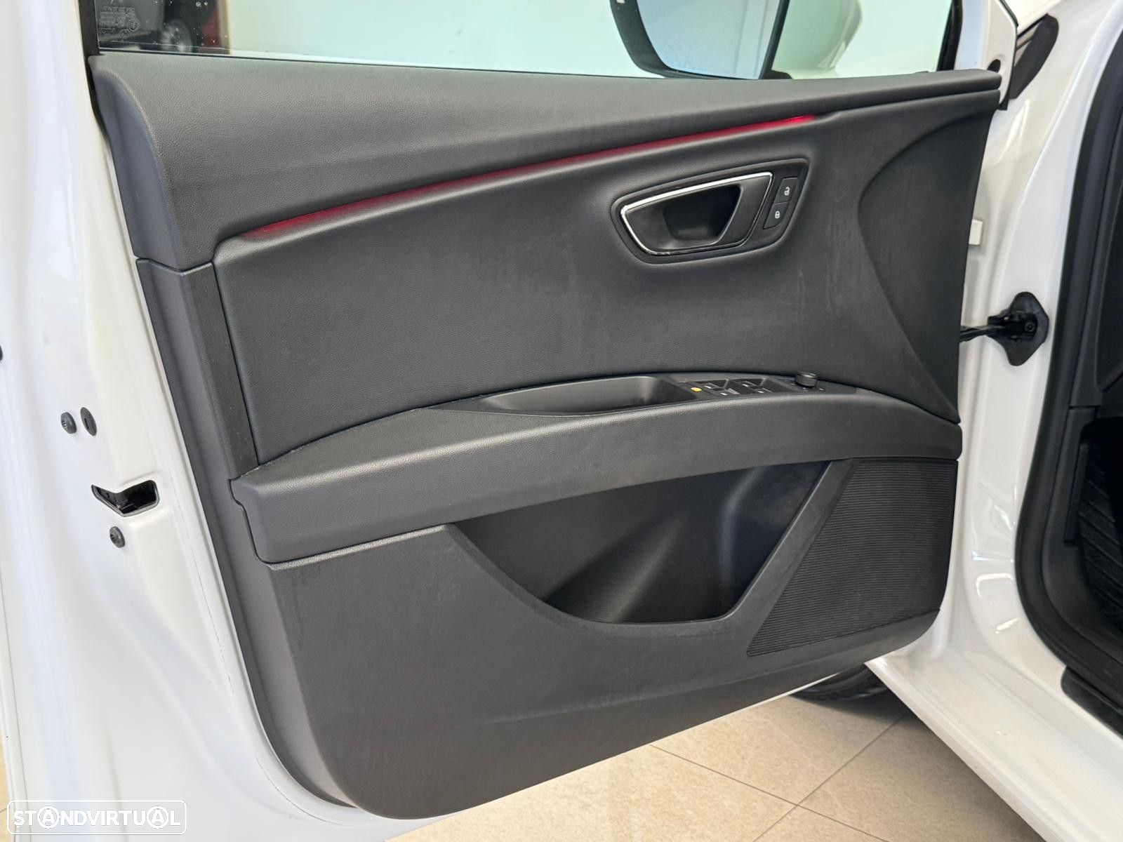SEAT Leon ST 2.0 TDI FR S/S - 28