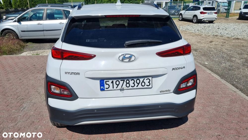 Hyundai Kona 64kWh Executive - 19