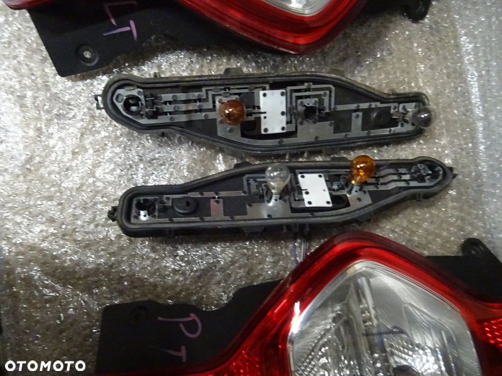 DACIA LODGY LAMPA TYL TYLNA LEWA PRAWA WKLAD DO LAMP ZAROWEK CZESCI ROZNE - 8