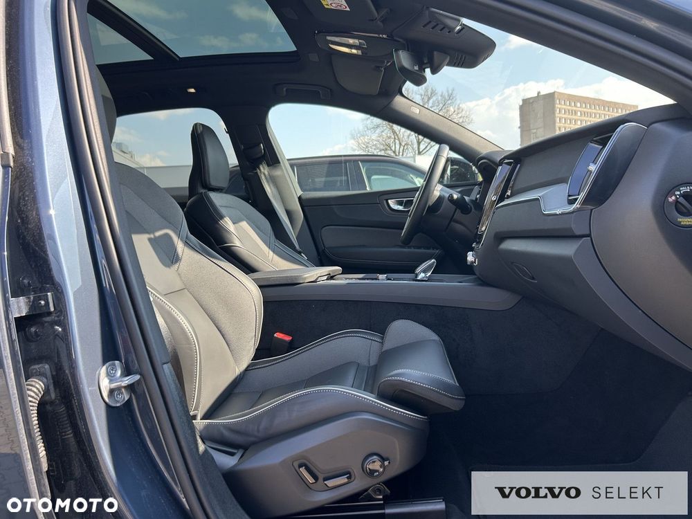 Volvo XC 60 - 24