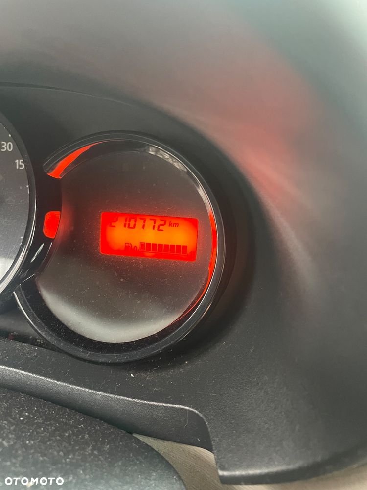 Dacia Dokker 1.6 Access - 11