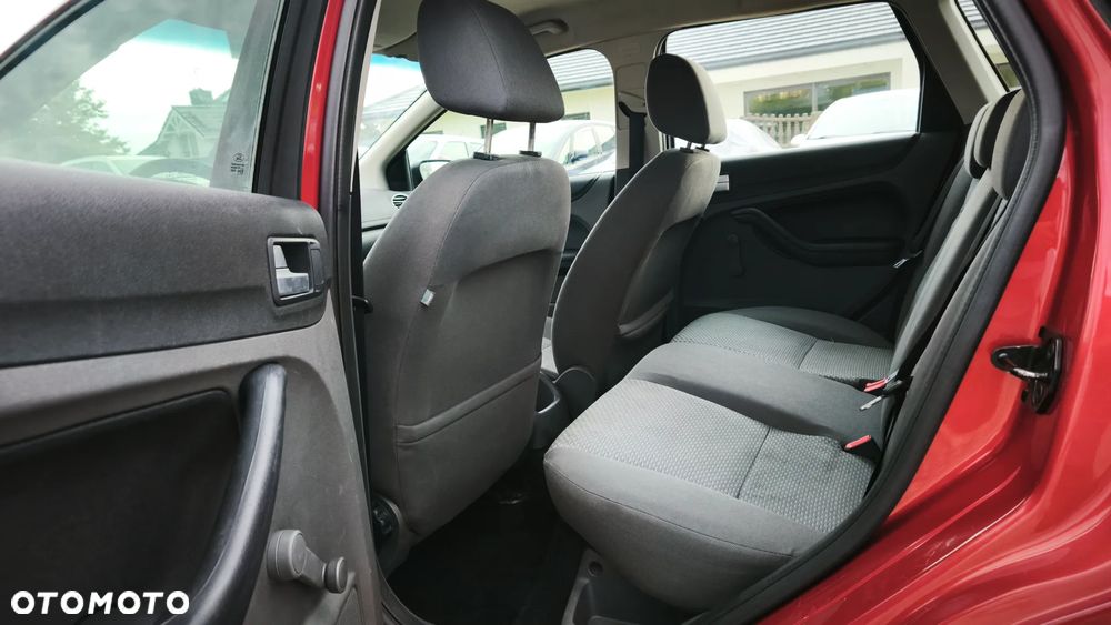 Ford Focus - 26
