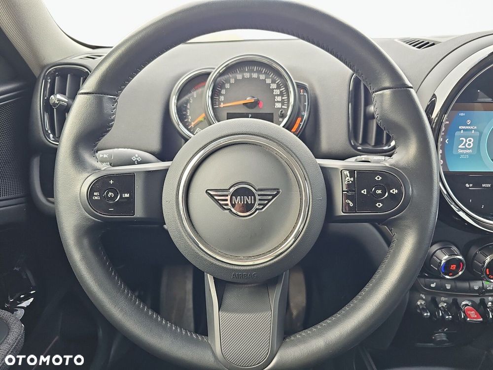 MINI Countryman Cooper Classic Trim - 13