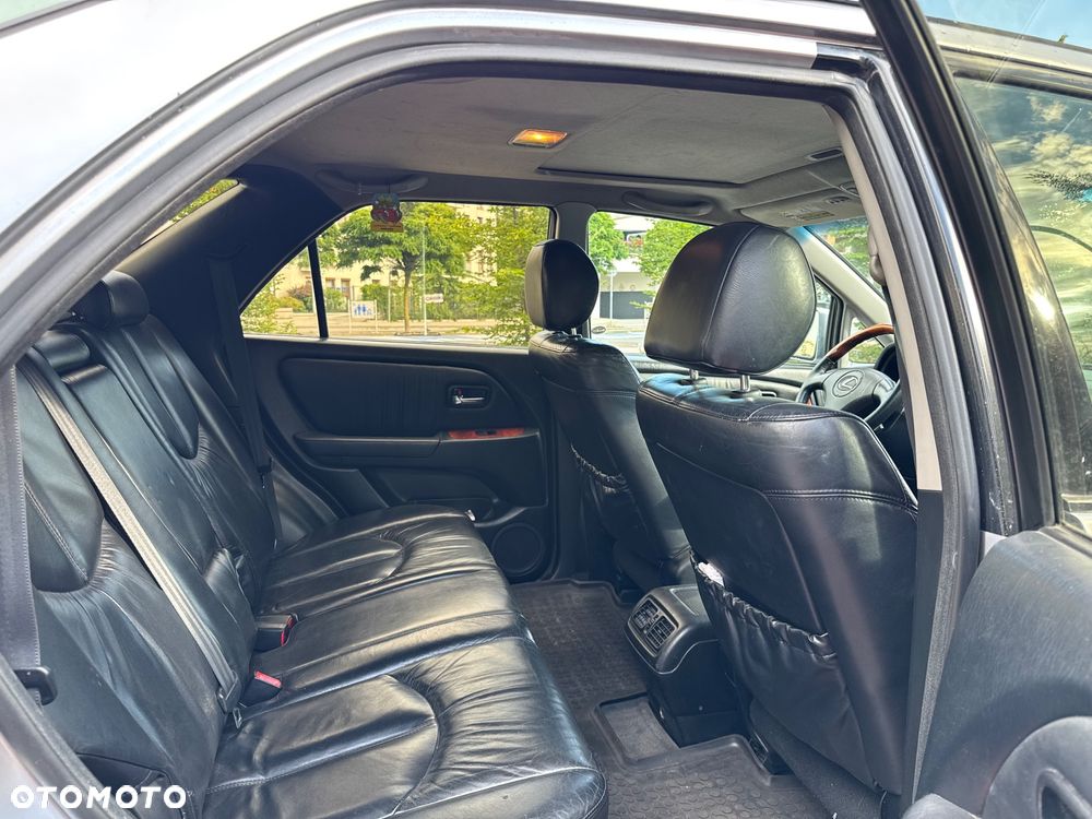 Lexus RX - 13