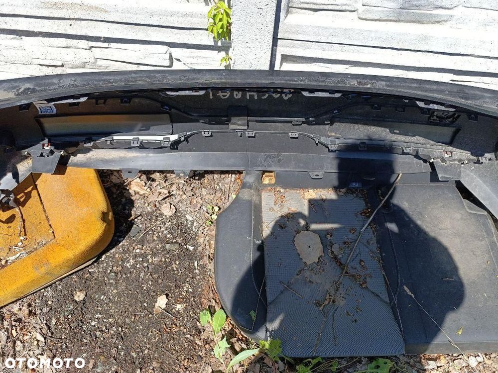 NISSAN QASHQAI J12 ZDERZAK TYŁ PDC - 12