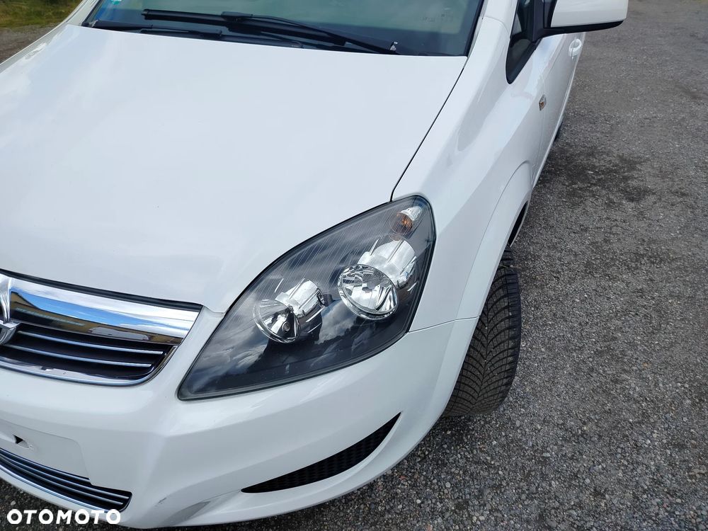 Opel Zafira Tourer 1.6 CNG Turbo ecoFLEX Active - 14