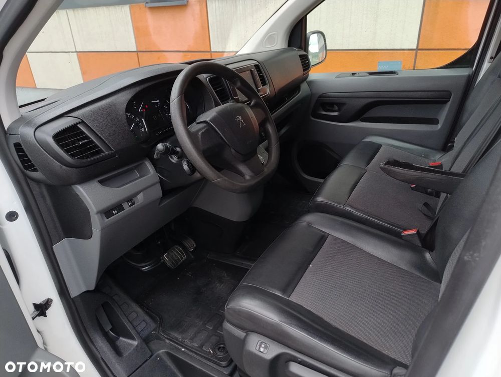 Peugeot EXPERT NOWY MODEL 1.6 HDI (101KM) AUTOMAT (L2H1) (EURO,6) KLIMA WEBASTO FULL OPCJA STAN IDEALNY NIE MA RDZY 100% BEZWYPADKOWY SERWIS A.S.O. DO KOŃCA ! ! ! - 8