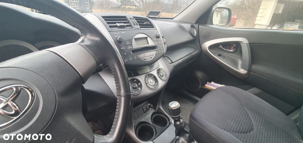 Toyota RAV4 2.2 D-4D Sol - 5