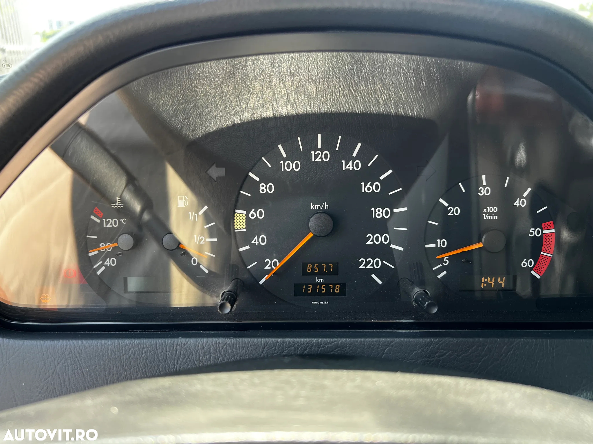 Mercedes-Benz C - 8