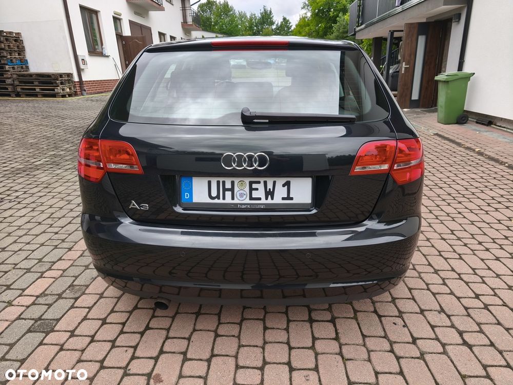 Audi A3 Sportback 1.6 Ambition - 12