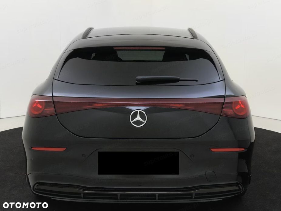 Mercedes-Benz CLA - 4