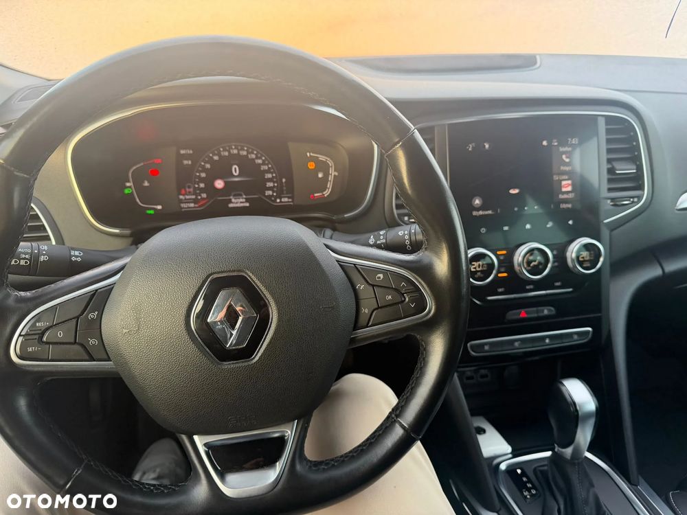 Renault Megane TCe 140 GPF EDC INTENS - 6