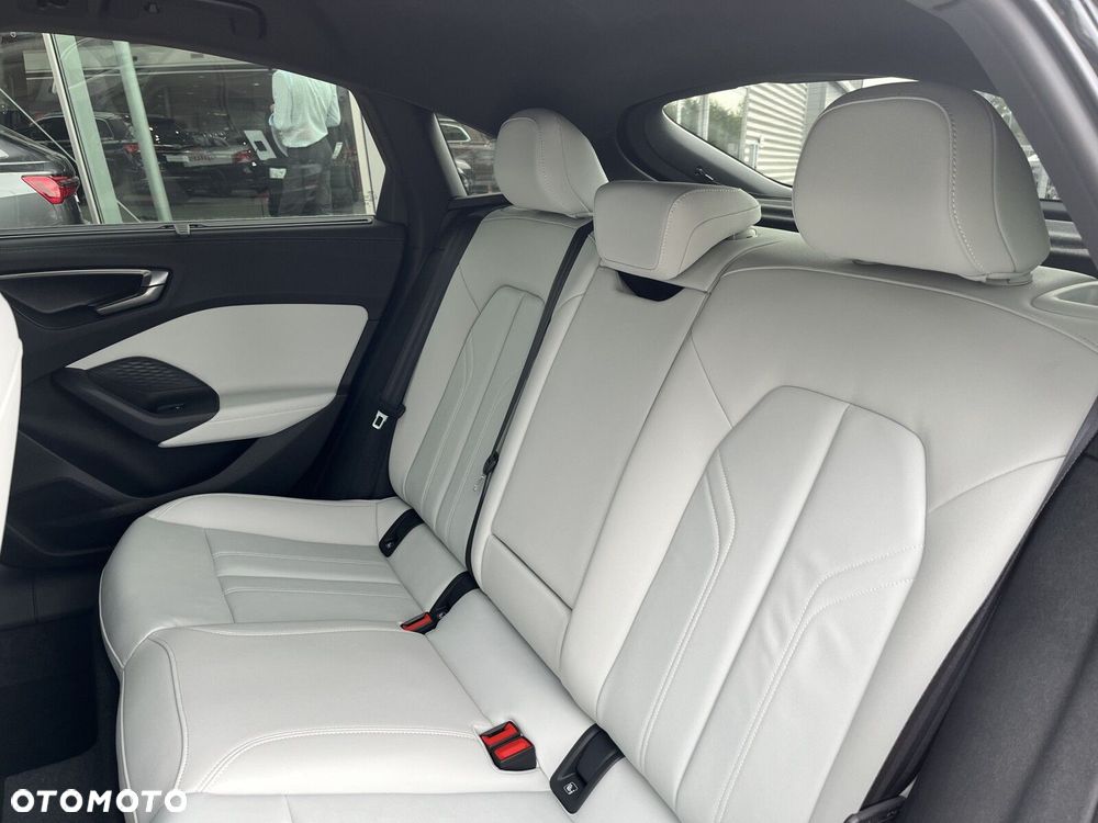 Audi A5 Limousine - 17