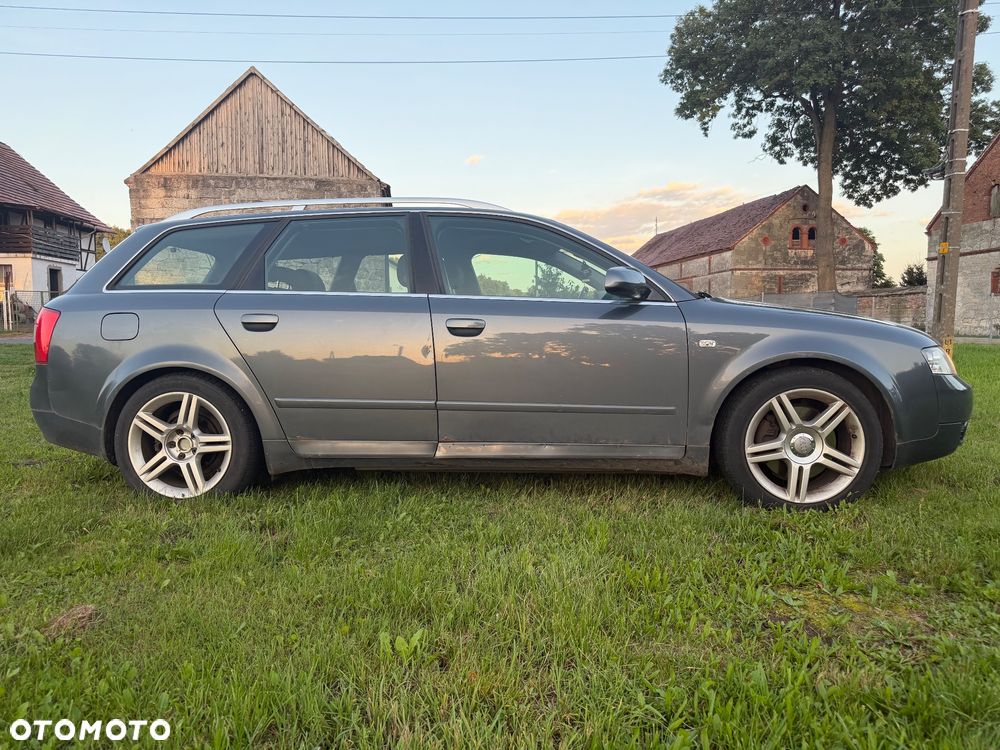 Audi A4 Avant - 5