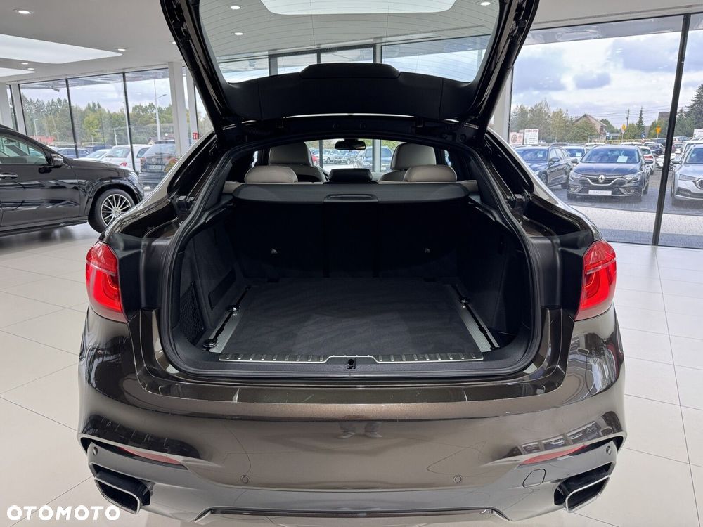 BMW X6 xDrive35i - 17