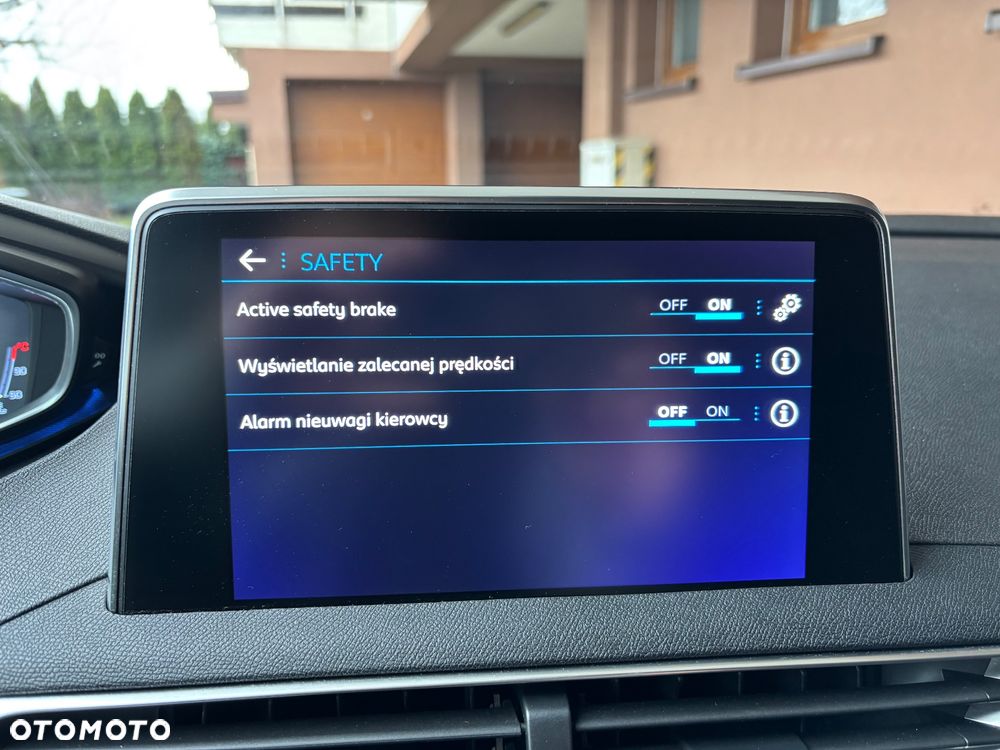 Peugeot 3008 1.2 PureTech Crossway S&S EAT6 - 39