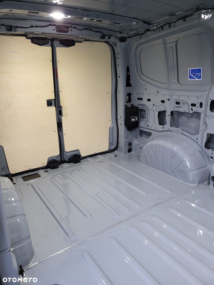 Ford TRANSIT CUSTOM II - 10