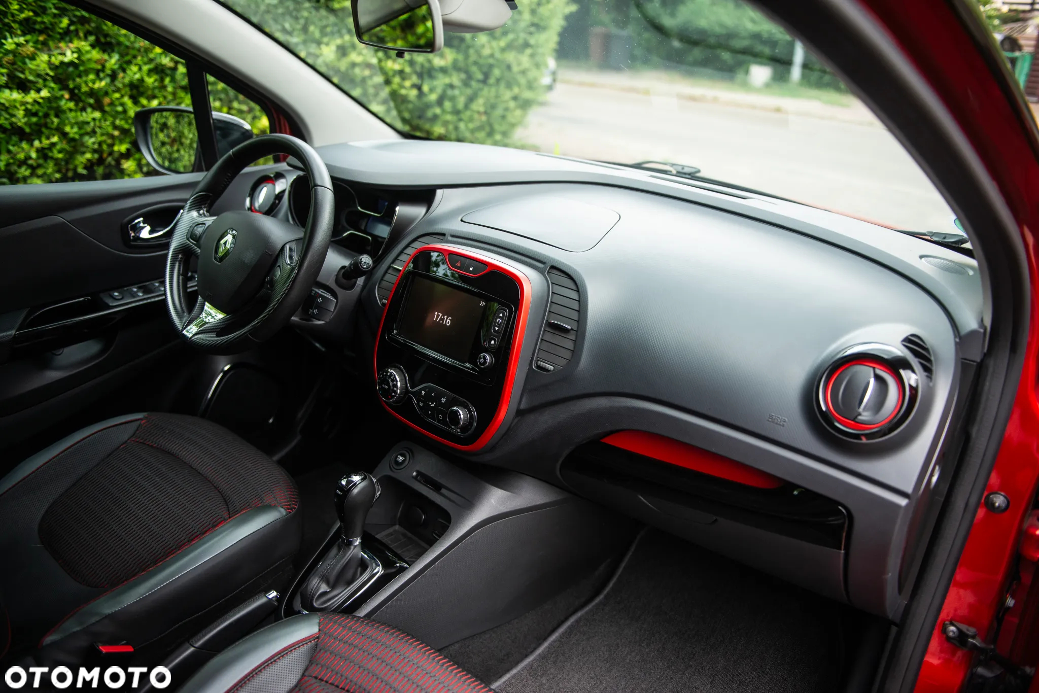 Renault Captur 1.5 dCi Limited EDC - 28