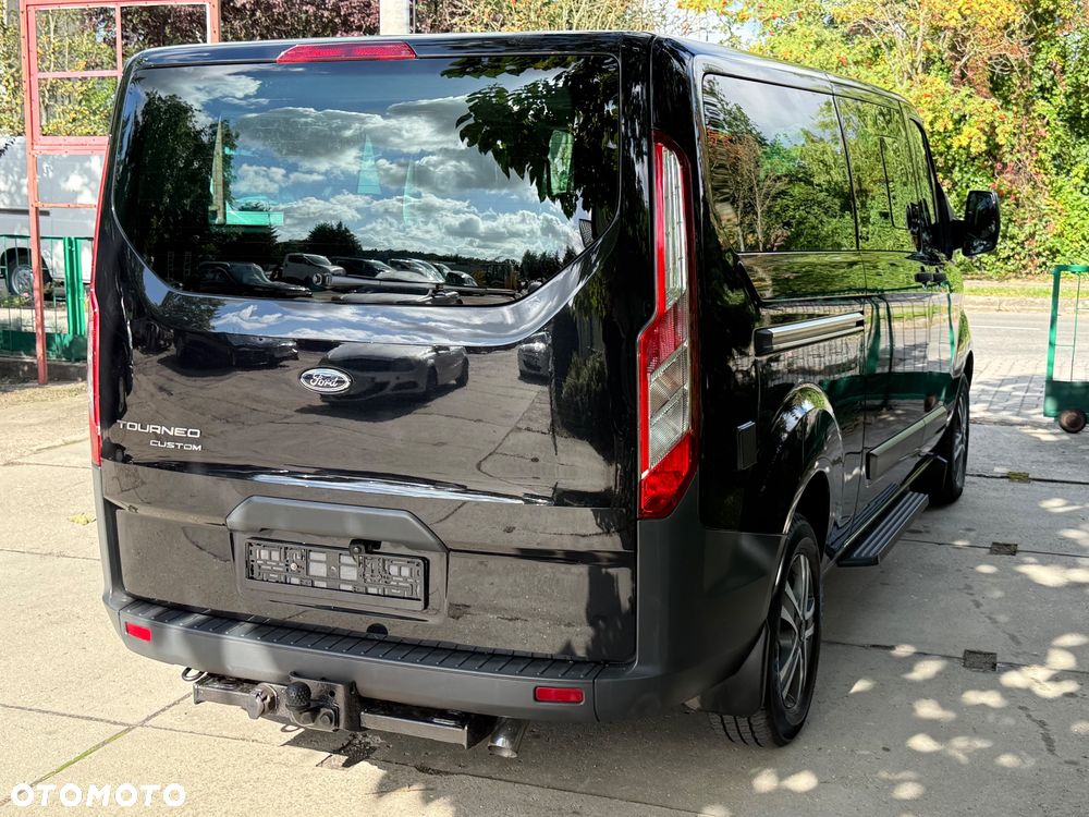 Ford Tourneo Custom - 7