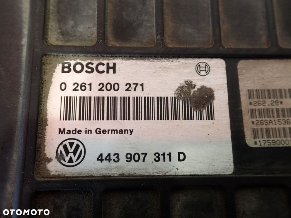 KOMPUTER SILNIKA VOLKSWAGEN PASSAT B3 - 3