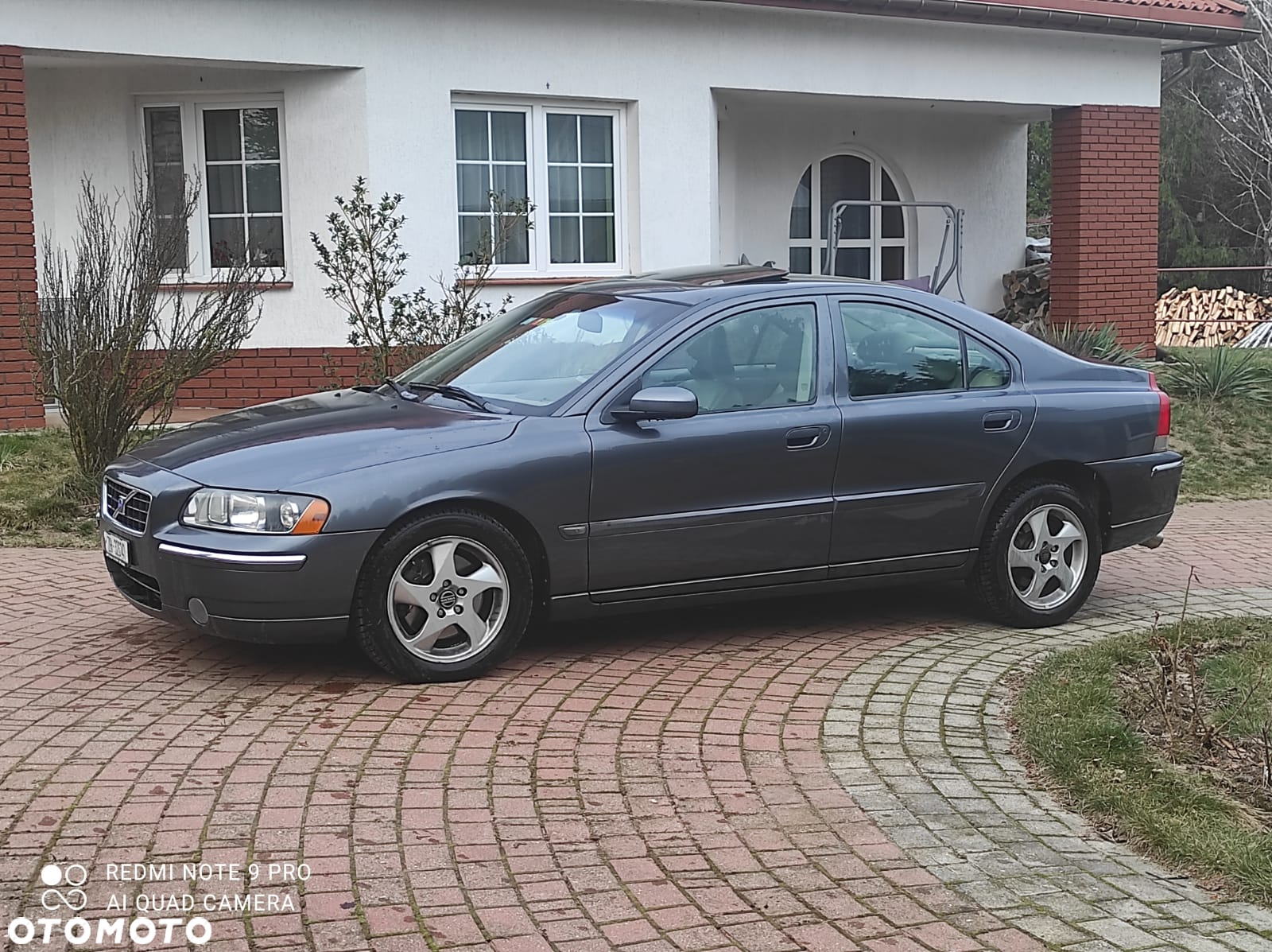 Volvo S60 2.5T AWD Momentum - 5