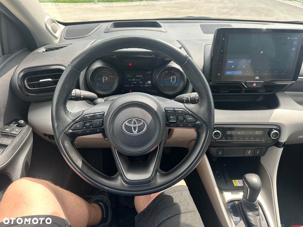 Toyota Yaris Hybrid 1.5 Premiere Edition - 21