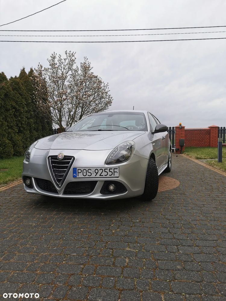 Alfa Romeo Giulietta - 2