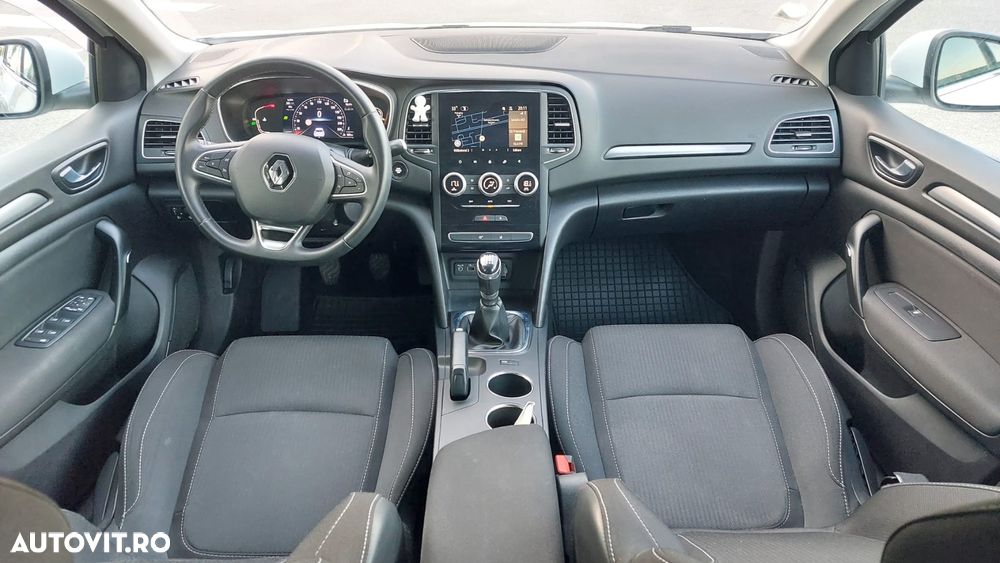 Renault Megane - 5