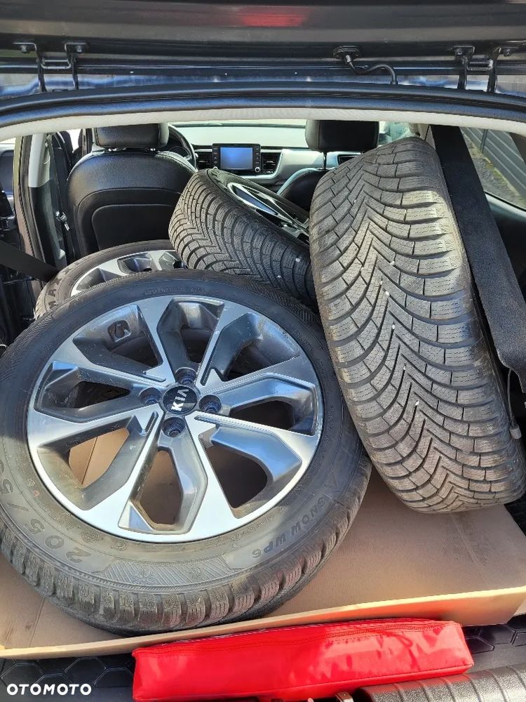 Kia Stonic 1.0 T-GDI 120 Platinum Edition - 10