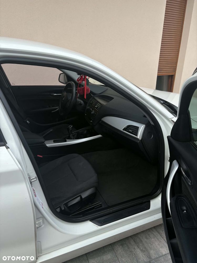 BMW Seria 1 116d - 9