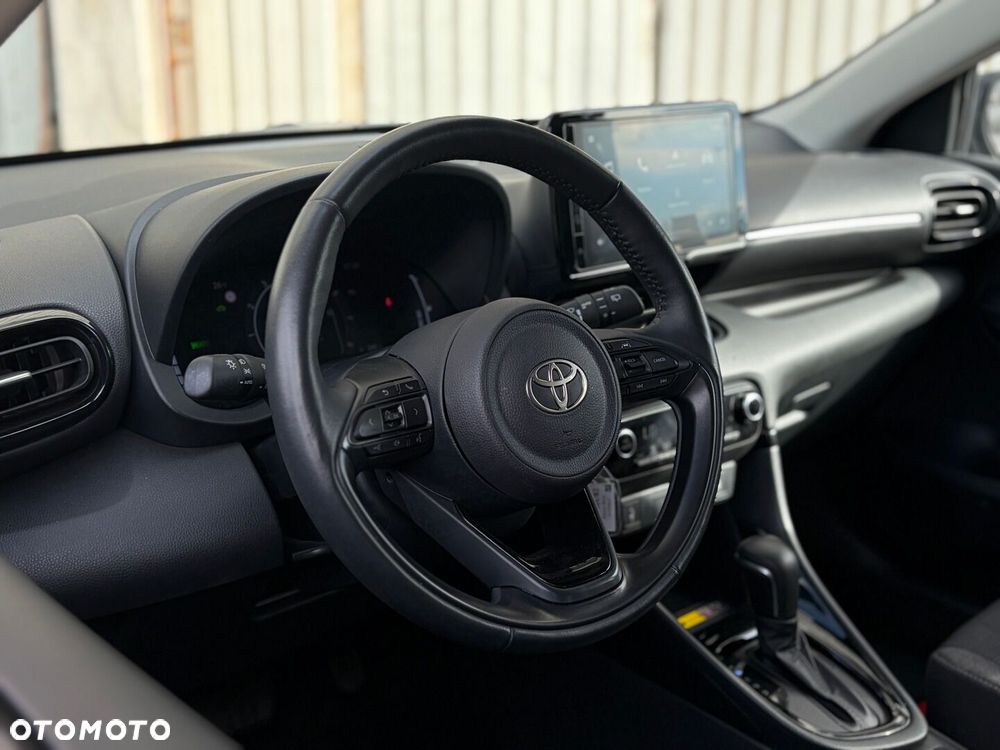 Toyota Yaris Hybrid 1.5 Style - 24