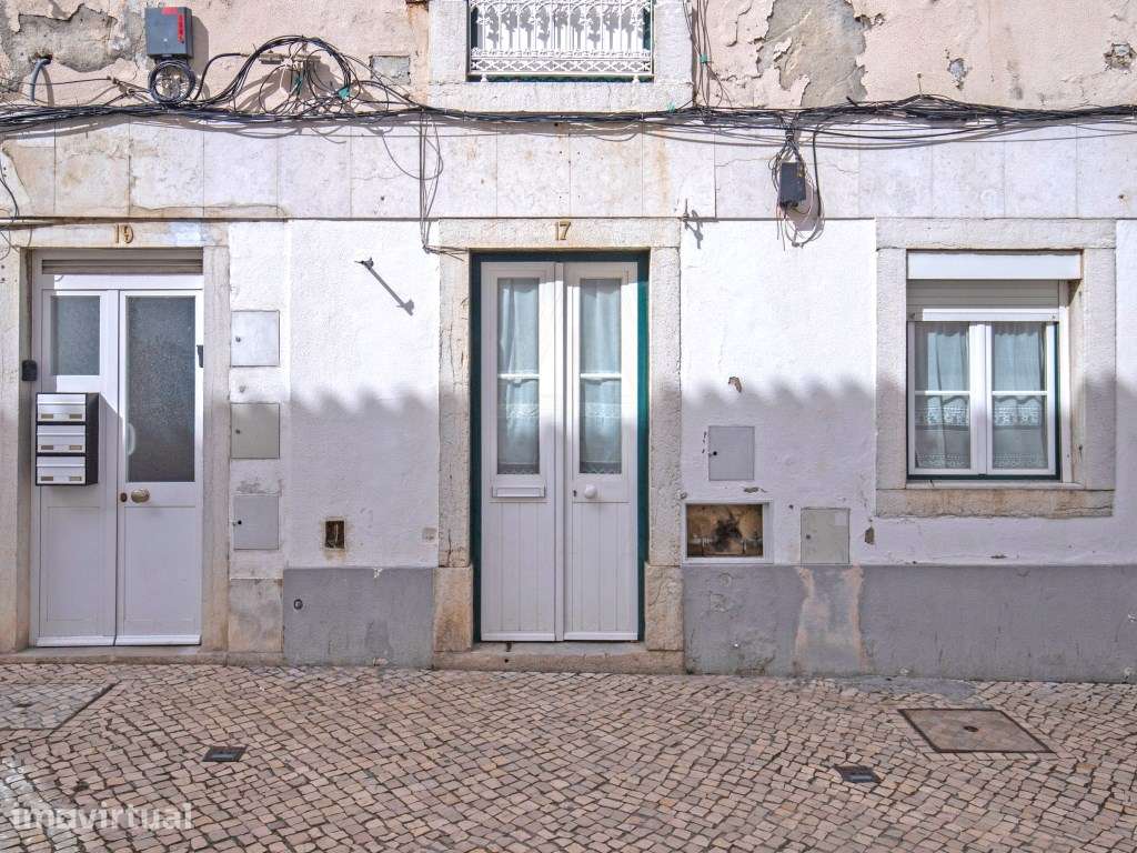 EXCLUSIVO | Apartamento T1 - Rua da Fortaleza, Sesimbra - Grande imagem: 2/19