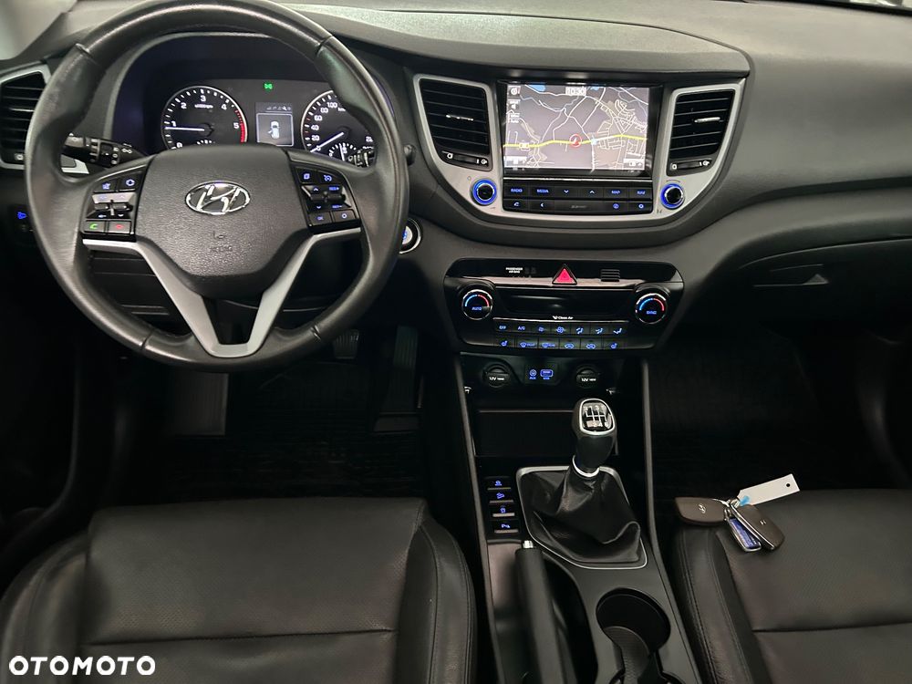 Hyundai Tucson blue 1.7 CRDi 2WD Advantage - 23