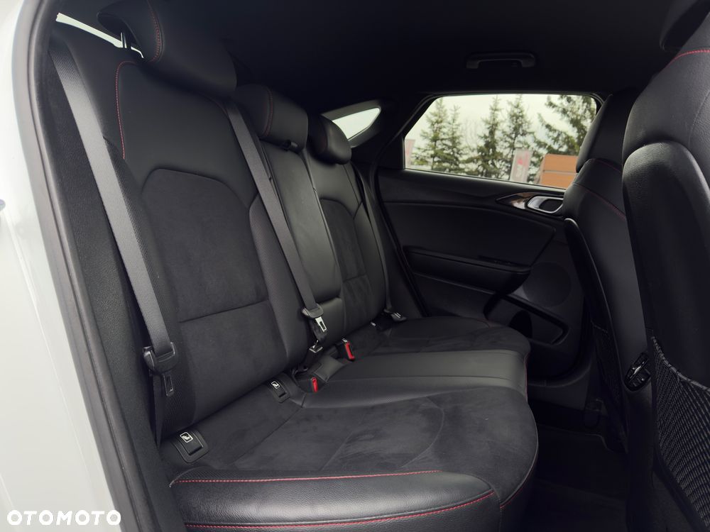 Kia ProCeed 1.6 T-GDI DCT7 OPF GT - 21