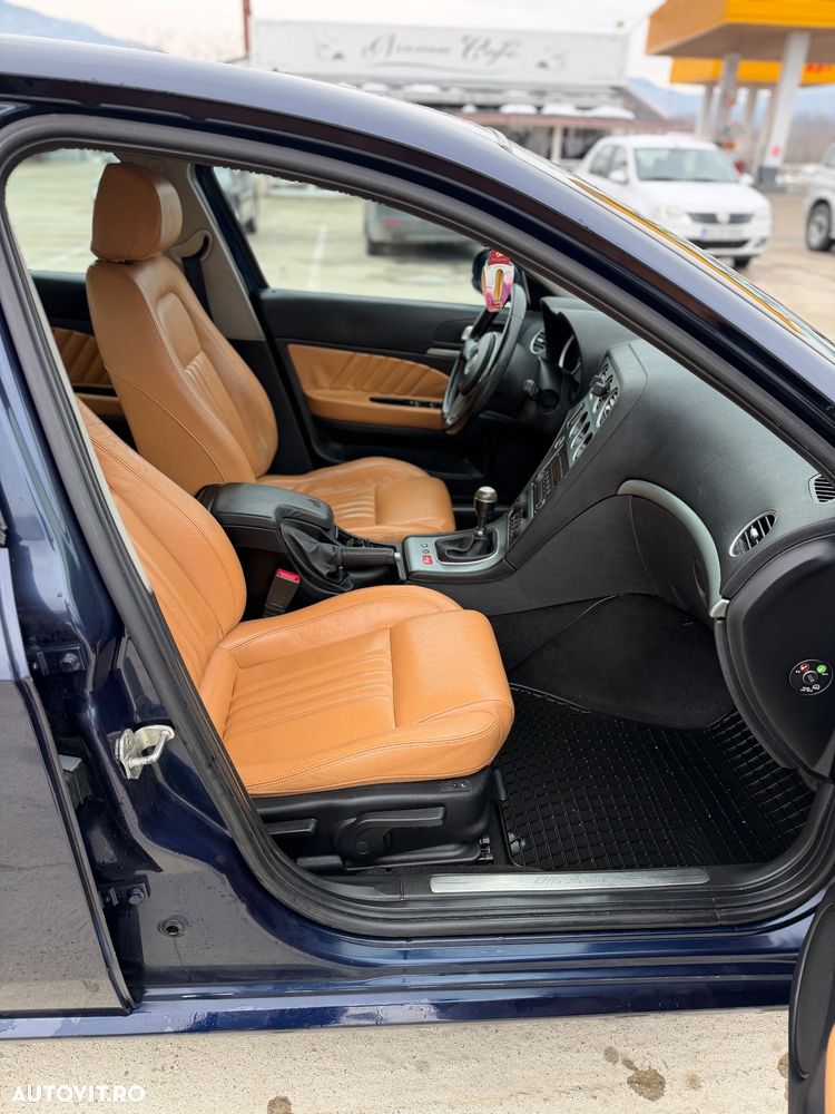 Alfa Romeo 159 2.4 Multijet Distinctive - 7
